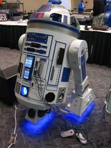 R2D2 и 10 консолей.